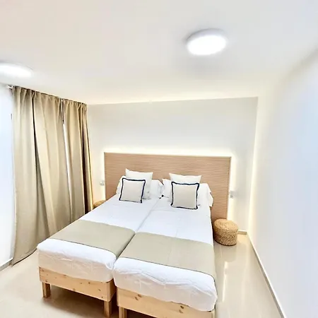 Vv Canary Islands 1 *